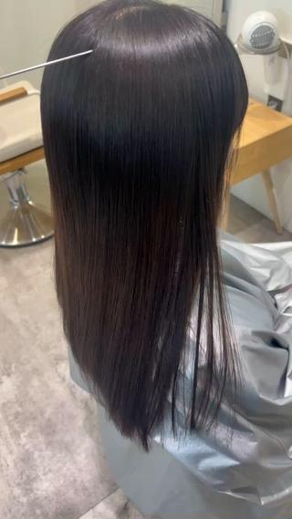 この時期気になるお悩みを解決してくれる縮毛矯正！

ぱやぱやした毛が気になる...
寝癖直しがめんどくさい!
夕方になると湿気と汗でうねり出す

些細なお悩みを解決させてください
 