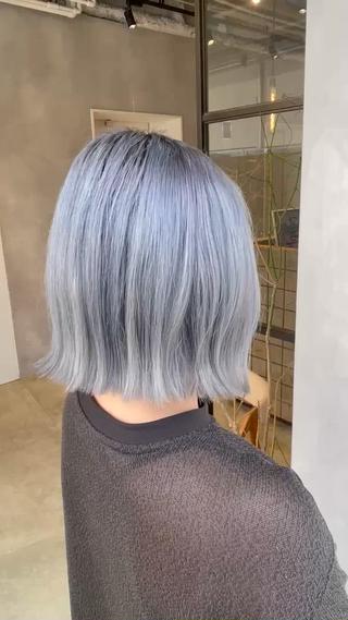 グレーすぎたくない、青すぎたくない、そんな方にオススメです！
程よく色味が残ってくれるので色落ちも綺麗になります！ 