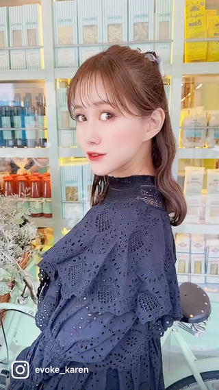 ミディアム　ヨシンモリ　小顔カット　韓国ヘア　顔周りカット　韓国風 シースルーバング　透け感カラー　暗髪　ダブルカラー　ベージュ　髪質改善　ダメージケア　プリンセスケアトリートメント　表参道　原宿　青山　渋谷 