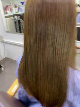 髪質改善で、パサつき、うねりを改善させ、本物の美髪を手に入れませんか？

一宮市で 髪質改善に特化したオリーブオイルクラブでは、お客様の髪質に合わせて 薬剤を選定し、髪を内側からキレイに輝かせます

髪のお悩みは人それぞれ。

その方に合わせた調合なので、髪のお悩みの解決に

オリーブオイルクラブの【髪質改善】

他店で トリートメント効果が実感出来なかった方……

是非1度お試し下さい 