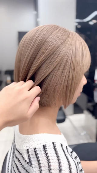 ショート カラー ioeわかめようじ/ 縮毛矯正/髪質改善のヘアスタイル