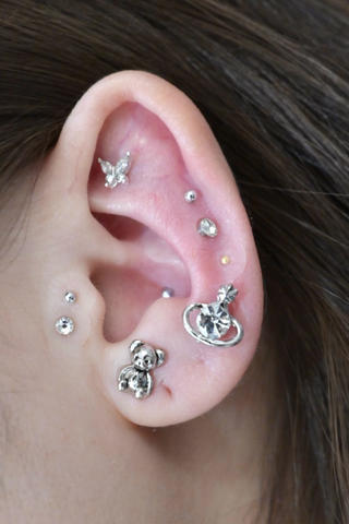 夏にぴったりキラキラ耳ツボジュエリー
20個つけ放題！ 