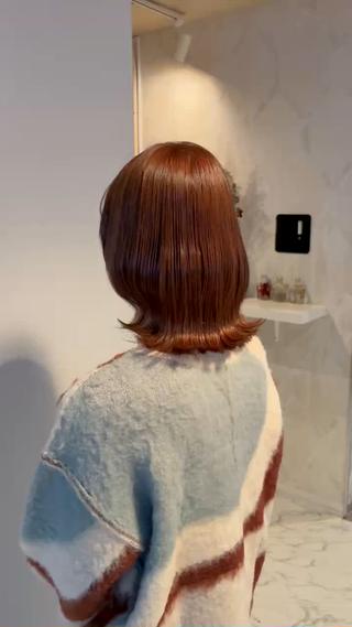 ミディアム カラー ハナダ メイのヘアスタイル