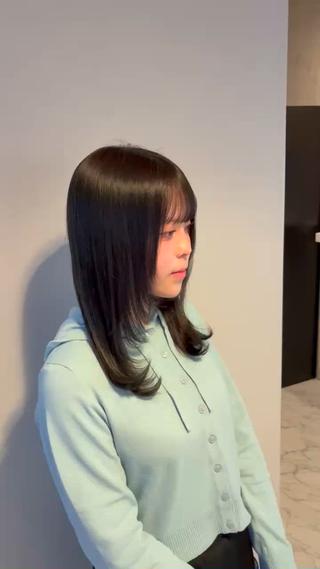 ミディアム カラー ハナダ メイのヘアスタイル