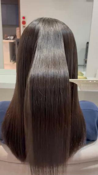 セミロング ハナダ メイのヘアスタイル