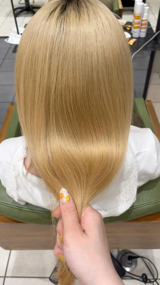 【髪質改善トリートメント】ラメリーベ！
ブリーチ毛でもこんなにさらっさらツヤッツヤに 