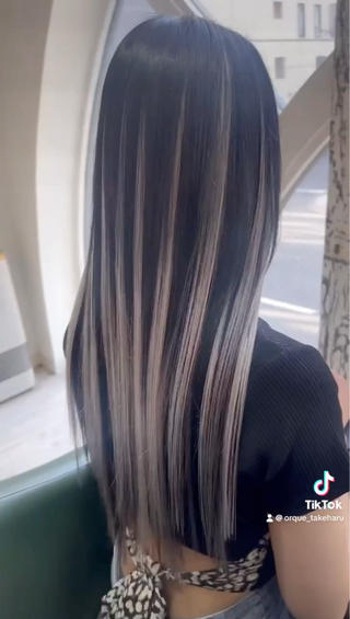 エクステでロングにしながらデザイン 