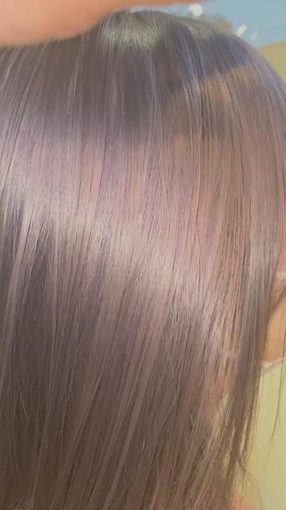 フローディアプレミアムシリーズトリートメントでブリーチしてもツルツルつやつや♪
オラプレックストリートメントをたっぷり配合いたします
 