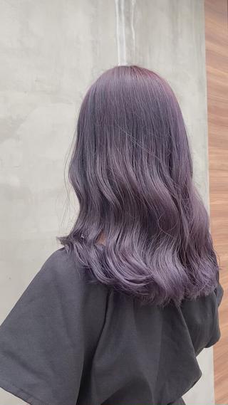 ブリーチ履歴ありの
ラベンダーカラー 