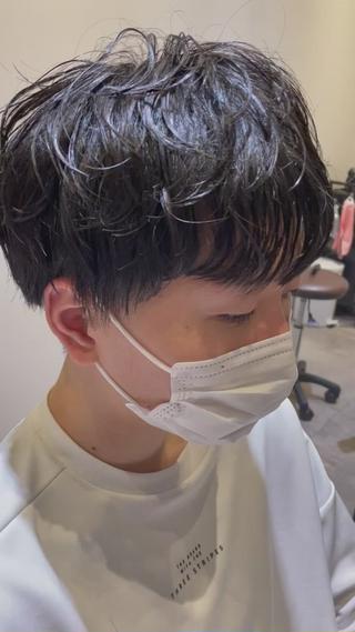 メンズカット+パーマ
弱めスパイラルパーマ 