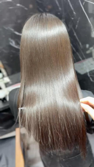 ロング JIN|乾かしただけ 美髪矯正本格髪質改善のヘアスタイル