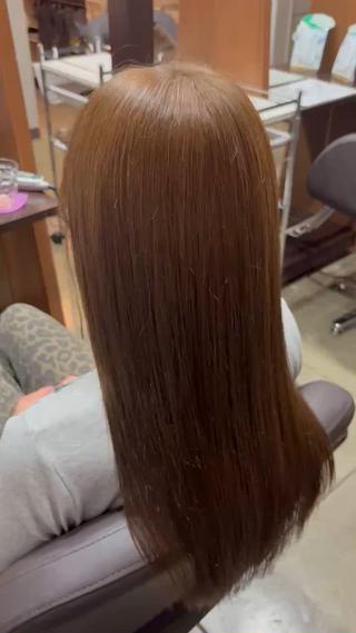 この方はダブルカラーでミルクティーに近づけました 