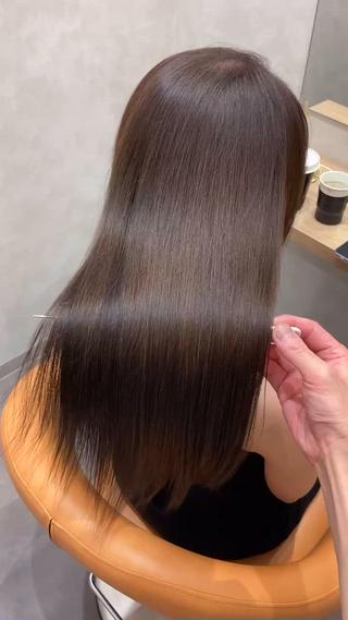 ロング 自然で柔らかい縮毛 矯正✨松尾郁哉のヘアスタイル