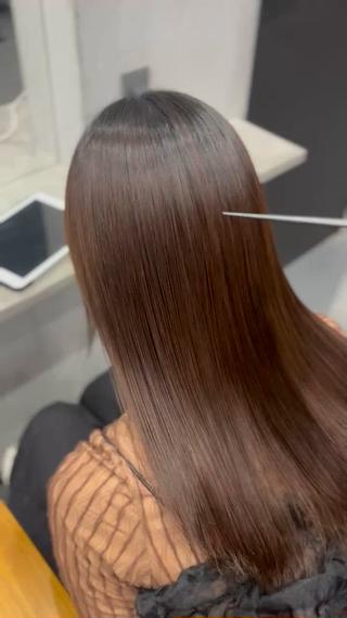 縮毛矯正で柔らかい質感でツヤツヤに!