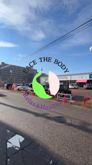 新潟インドアゴルフ様の入り口を入っていただき、50m程真っ直ぐ進んでいただくと当サロンに着きます。 