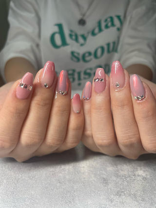 .
Nailsalon plaisirBeauty
オーロラ×ピンク
_____aurora×pink️
中公園徒歩8分
神戸市ネイルサロン
✿ ベースのカラーは200色以上から
お選び頂けます♪♪
✿他店オフ無料♪♪
✿20時以降も営業中
︎急用や至急の場合の早朝深夜などの
時間調整ご相談下さいませ!!
✿プライベート空間
✿ストレスフリーなフィルイン施術
#ワンホンネイル
#ニュアンスネイルデザイン
#nails
#내일
#大人ネイル
#夏ネイル2023
#ラメグラデーション
#オフィスネイル
#可愛いネイル
#ネイルサロン
#神戸ネイルサロン