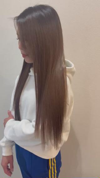 ロング ララモアナ naru.のヘアスタイル