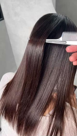 ミディアム 透明感カラー特化/ 顔まわり特化/辻部のヘアスタイル