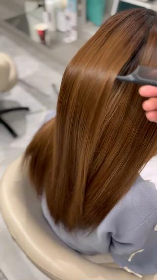 ロング 透明感カラー特化/ 顔まわり特化/辻部のヘアスタイル