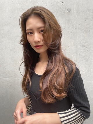 ♡ 流れる前髪とゆるふわ巻きで大人ヘア 