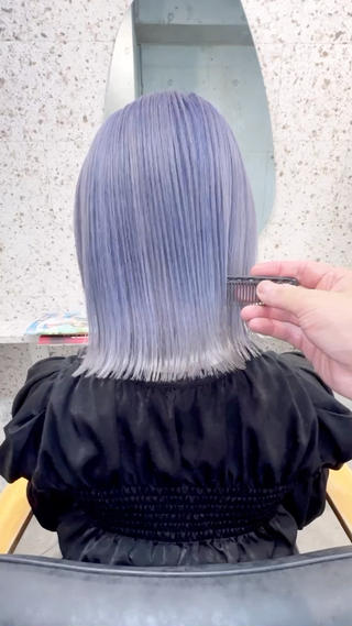 ブルーバイオレット
色落ちシルバー

天神大名/ダブルカラー/ケアブリーチ/ハイトーンカラー/ハイライト/インナーカラー/バイカルテ/レイヤーカット/ショートカット/ブリーチなしダブルカラー/ミルクティーベージュ/髪質改善 