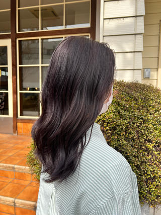 なりたいイメージに合わせてカラーを提案させて頂きます！
ブリーチ毛の方でも受け付けます 