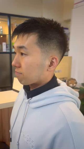 ショート メンズ cachecache白金高輪店所属・白金/髪質改善/ダブ ルカラー/ハイトーンのヘアスタイル