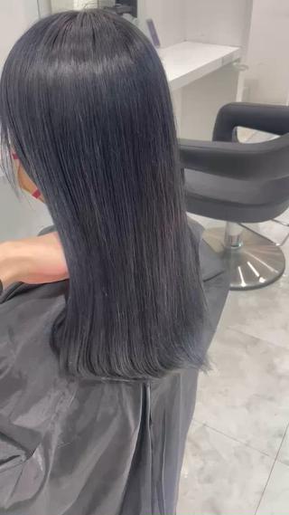 髪質改善トリートメントと透明感のある暗髪カラー 