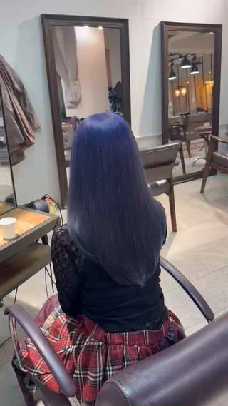 毛先に黒染め履歴のあったお客様2回ブリーチ＋カラー＋トリートメントで綺麗に仕上がりさせていただきました！ 