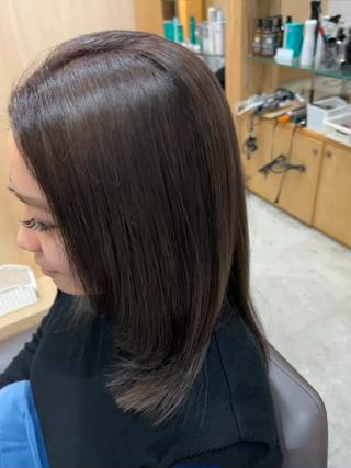 ミディアム miloc MOMOKAのヘアスタイル