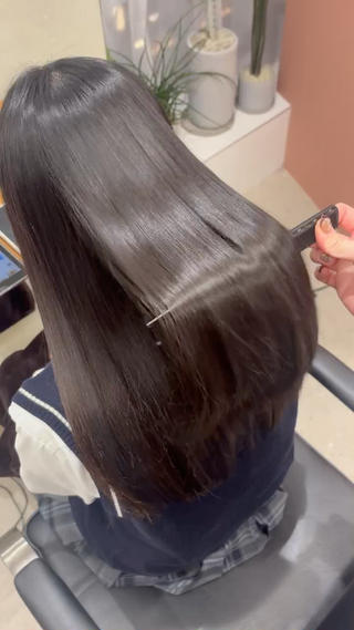 気になる癖も伸ばしつつ最高のツヤ髪に