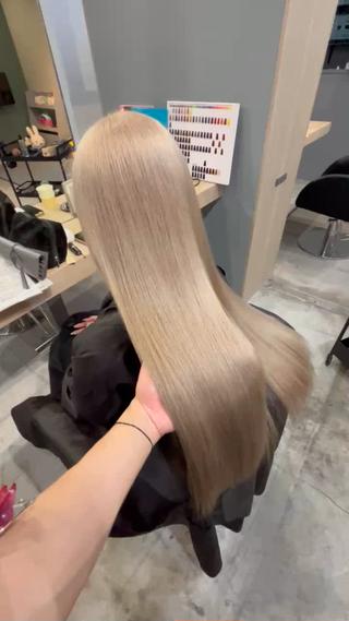 ロング カラー Lia布施店所属・Lia 瑠莉花のヘアスタイル