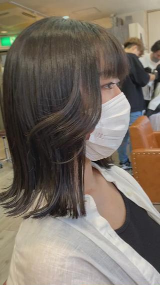韓国式顔周りレイヤー
切りっぱなしボブ 