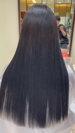 ロング カネヒラ リョウスケのヘアスタイル