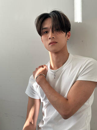 メンズヘアメイク
サンウォン風