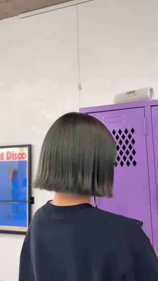 カラー miloc sayaのヘアスタイル