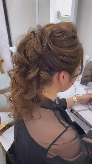 ポニーテールアレンジ 