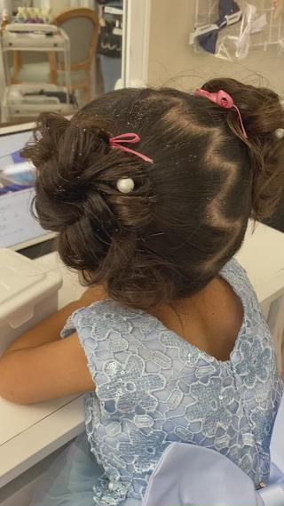 お子様ヘアセットもお問い合わせください
インスタへのDMでのご予約OKsetsaloncoco.m 