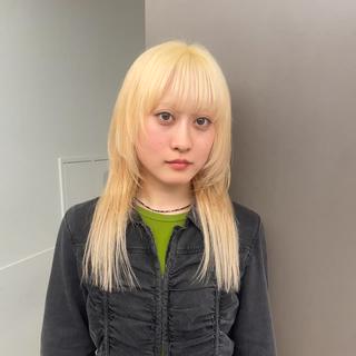 ロング カラー ブリーチ/レイヤー 🌻Mutsumiのヘアスタイル