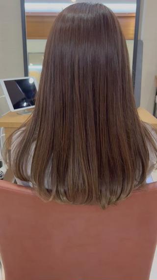 グレージュカラー 