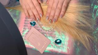 ネイル pink ladyサロン所属・べ にのネイルデザイン