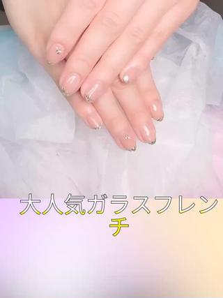 ネイル pink ladyサロン所属・べ にのネイルデザイン