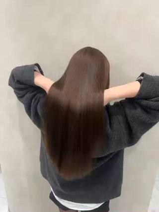 ロング 梅田美容師/カラー/ レイヤー/ハイライトのヘアスタイル