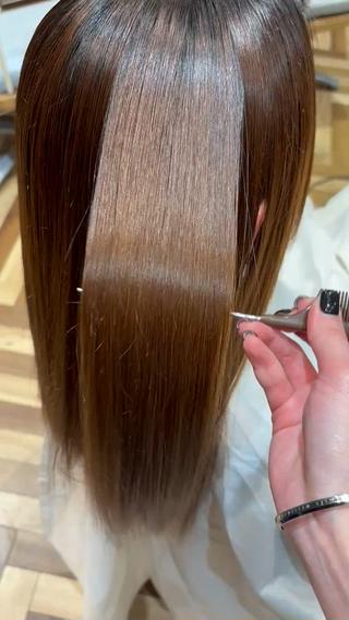 ダメージレス︎
ノンアルカリストレート

それぞれのクセに対応した優しいお薬で
つやつやなストレートヘアに仕上げます＾＾ 