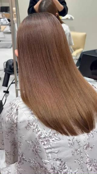 ロング 暖色カラー/ブリーチ /ボブ/本間陽南のヘアスタイル