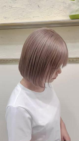 カラー 西村 遼馬のヘアスタイル