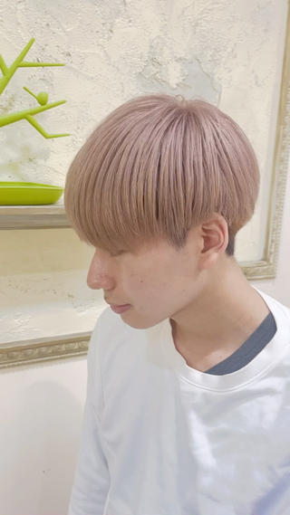 カラー 西村 遼馬のヘアスタイル