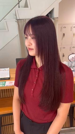 ダブルカラー＋ダメージを軽減してくれるクレンジング
クリームズクリームをさせていただきました！！

カラーのダメージ抑えたい方におすすめです！ 