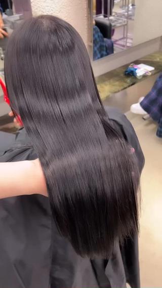 ロング パーマ 名古屋栄♡PELE 上品な透明感ベージュのヘアスタイル