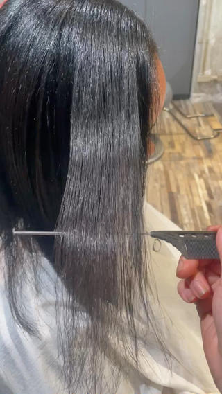 弱酸性縮毛矯正 